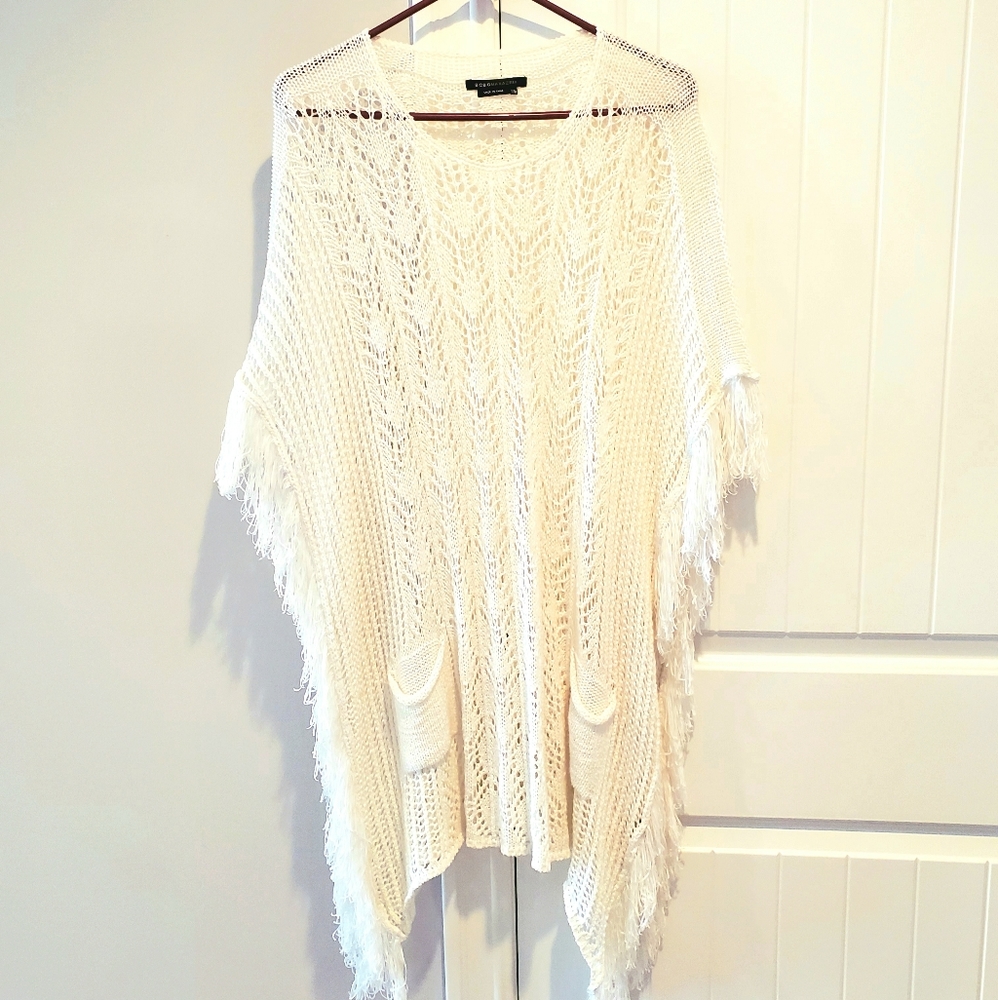 BCBGMAXAZRIA Crochet Fringe Poncho